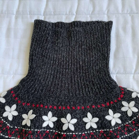 CHARTER CLUB Fair Isle Scandinavian felt appliqué Turtleneck sweater Sz PM - Picture 7 of 9